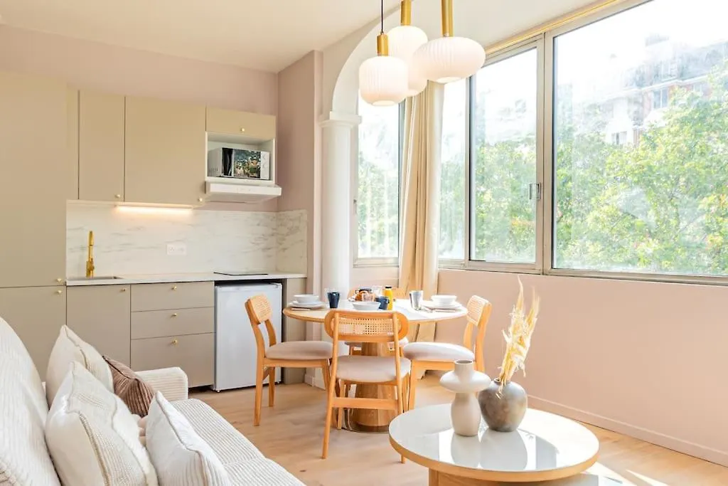 Appartement Lumineux Neuf Paris Arc De Triomphe Apartamento