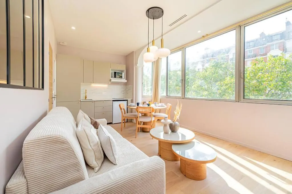 Appartement Lumineux Neuf Paris Arc De Triomphe