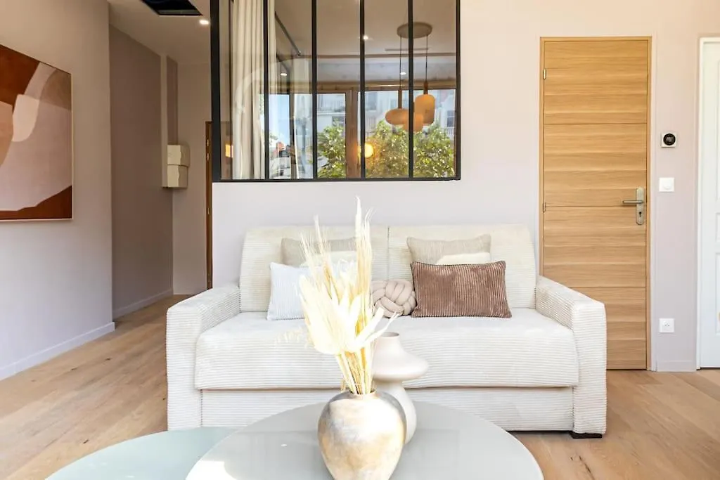 Appartement Lumineux Neuf Paris Arc De Triomphe
